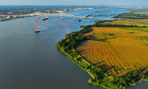 Past morphological change in the Delaware estuary